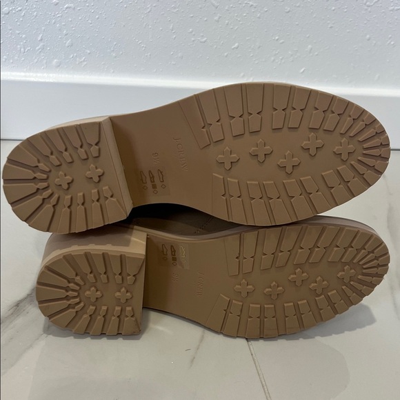 J. Crew Beige Ankle Boots Nubuck lug-sole heeled Chelsea booties 9.5 - Picture 9 of 9